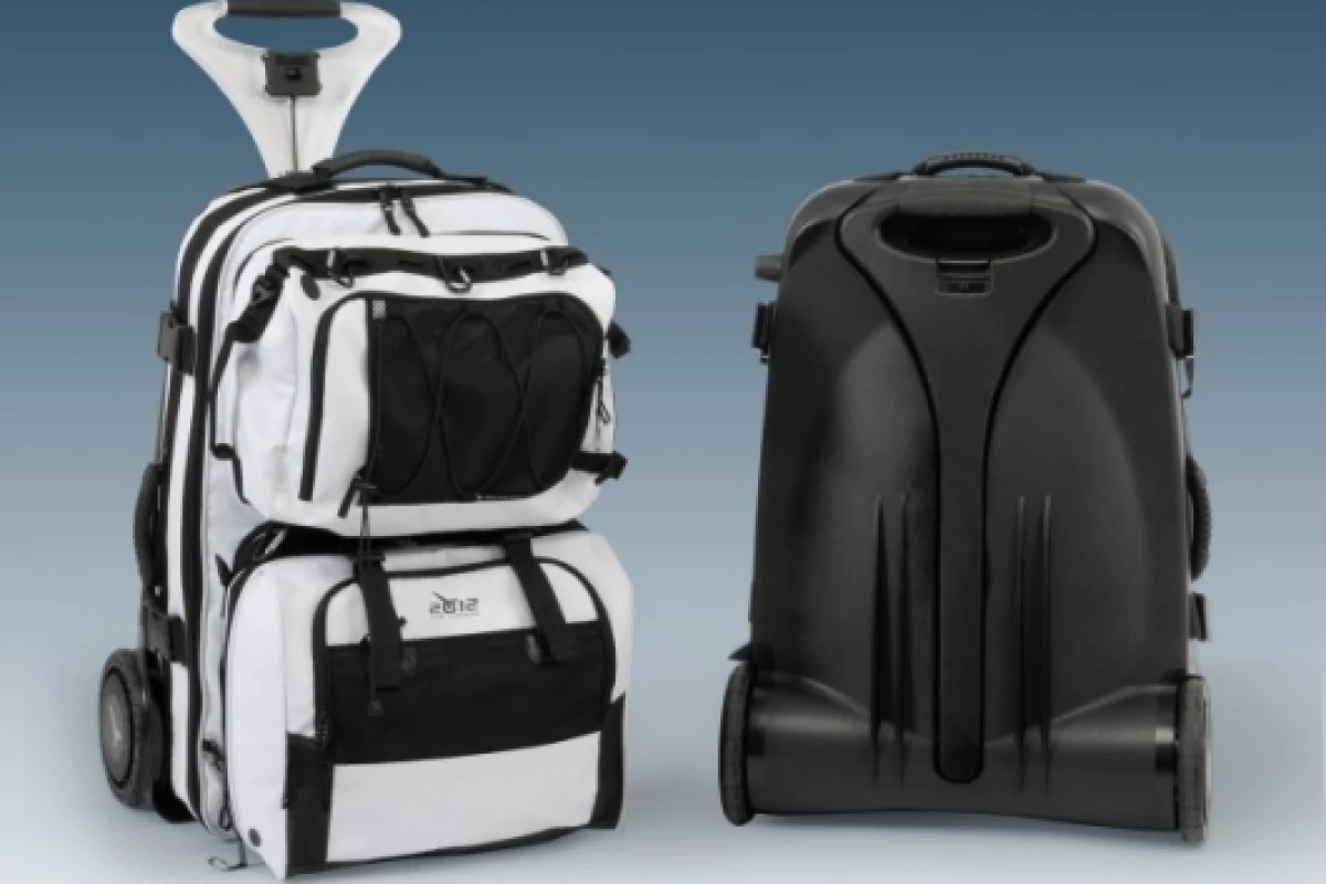 The Live Luggage 2012 - multifunctional luggage range with powered wheels and anti-gravity handle system