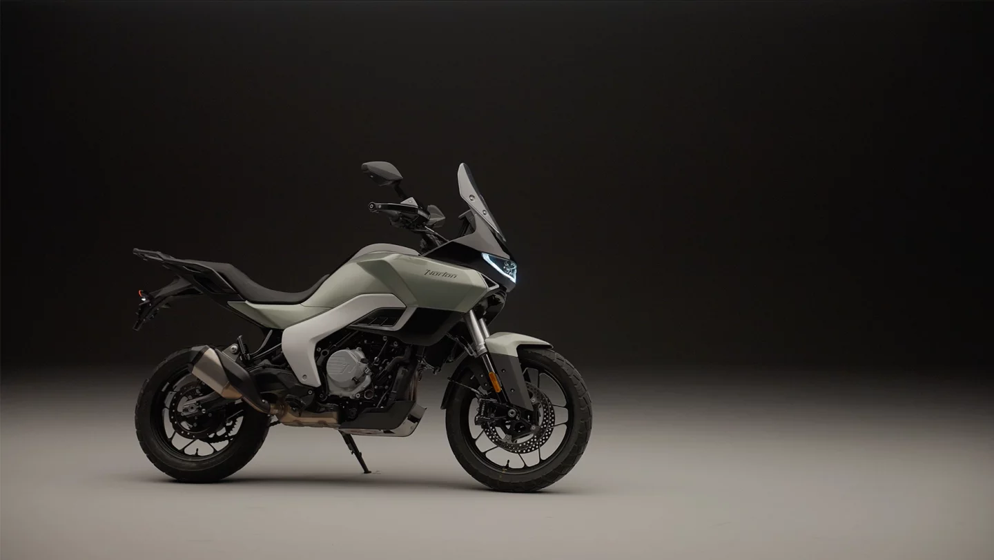 The Atlas comes powered by a new 585cc parallel twin motor