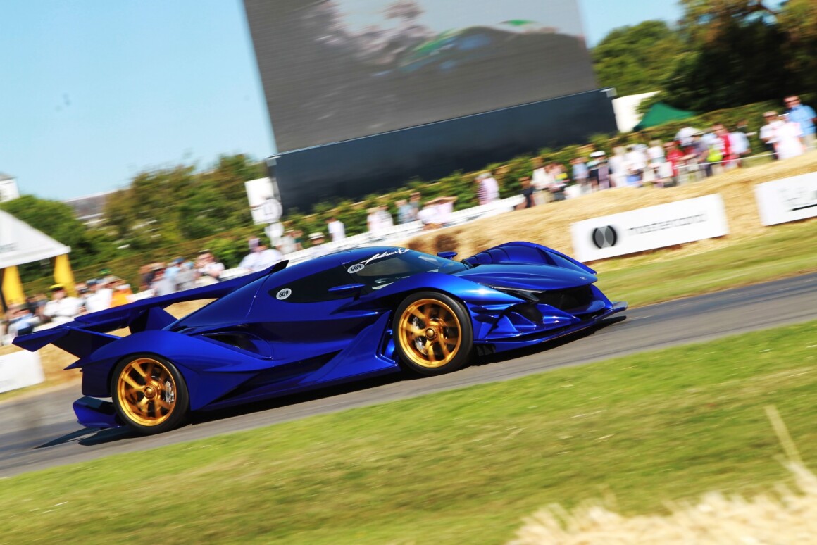 Festival Of Speed >> Gallery Wild Exotics Huge Burnouts And New Metal From The Festival Of Speed >> Gallery Wild Exotics Huge Burnouts And New Metal From The