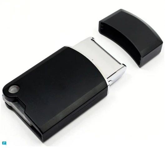 The USB-powered shaver from Thanko