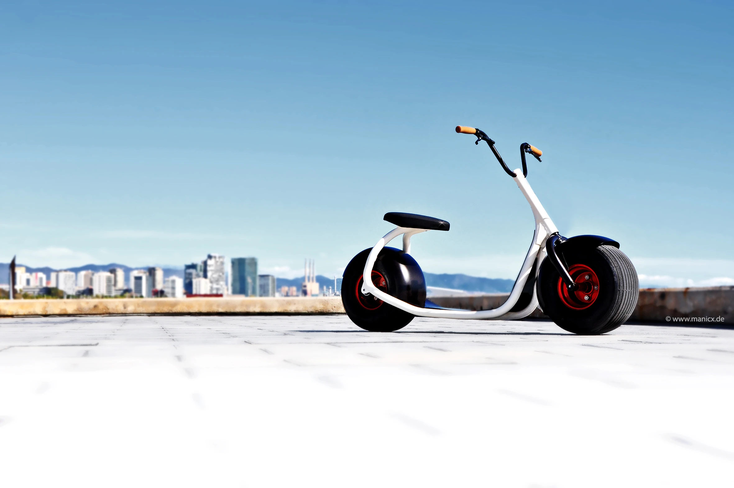 The makers of the Scrooser claim that up to 55 km (34 miles) should be possible on one charge