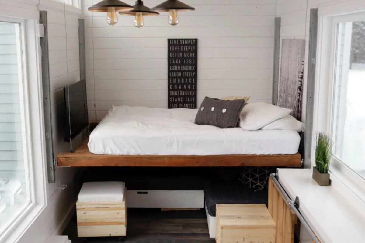 The elevating bed was built for around US$500 using standard hardware store parts