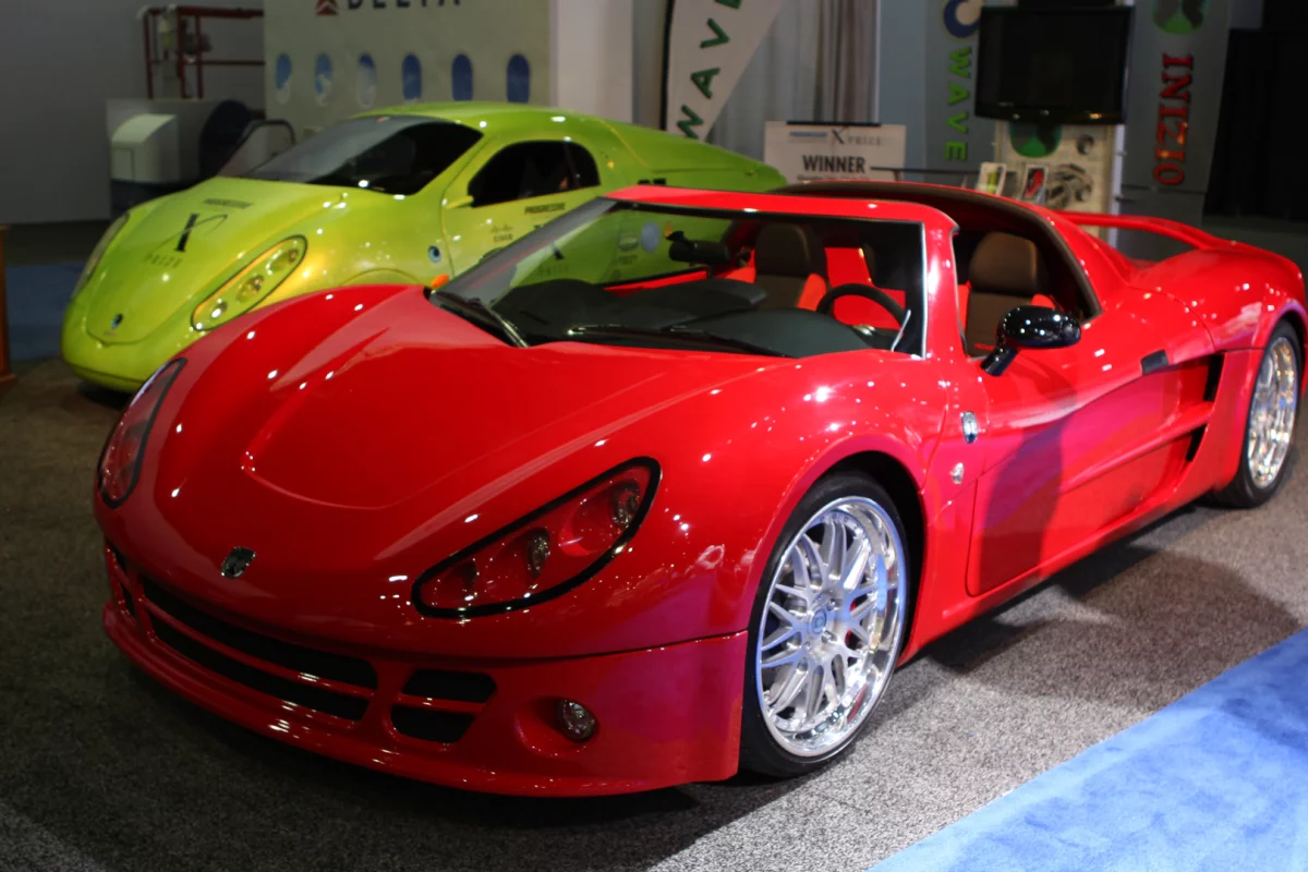 Li-ion Motor's Inizio and Wave II EVs