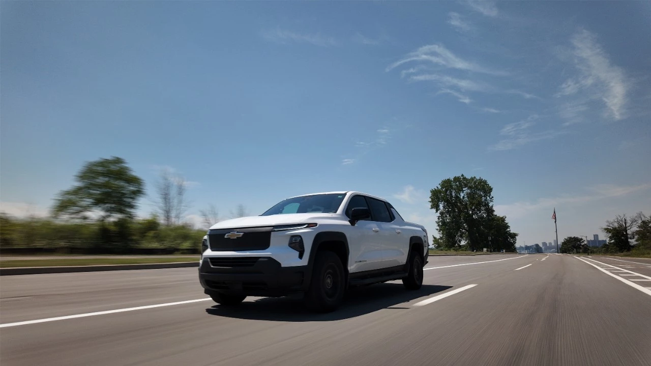 A rather nondescript Silverado EV completed the 1,000-mile+ challenge - hopefully that white paint helped keep things a little cooler when driving for hours without A/C