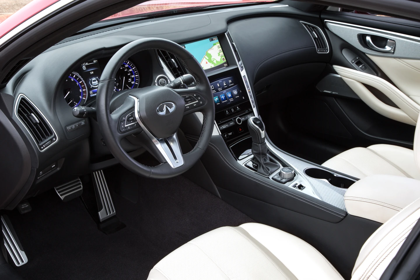 We noted that the Q60's second-generation direct steering system became far less limp in our hands when compared to the previous version experienced in the Q50