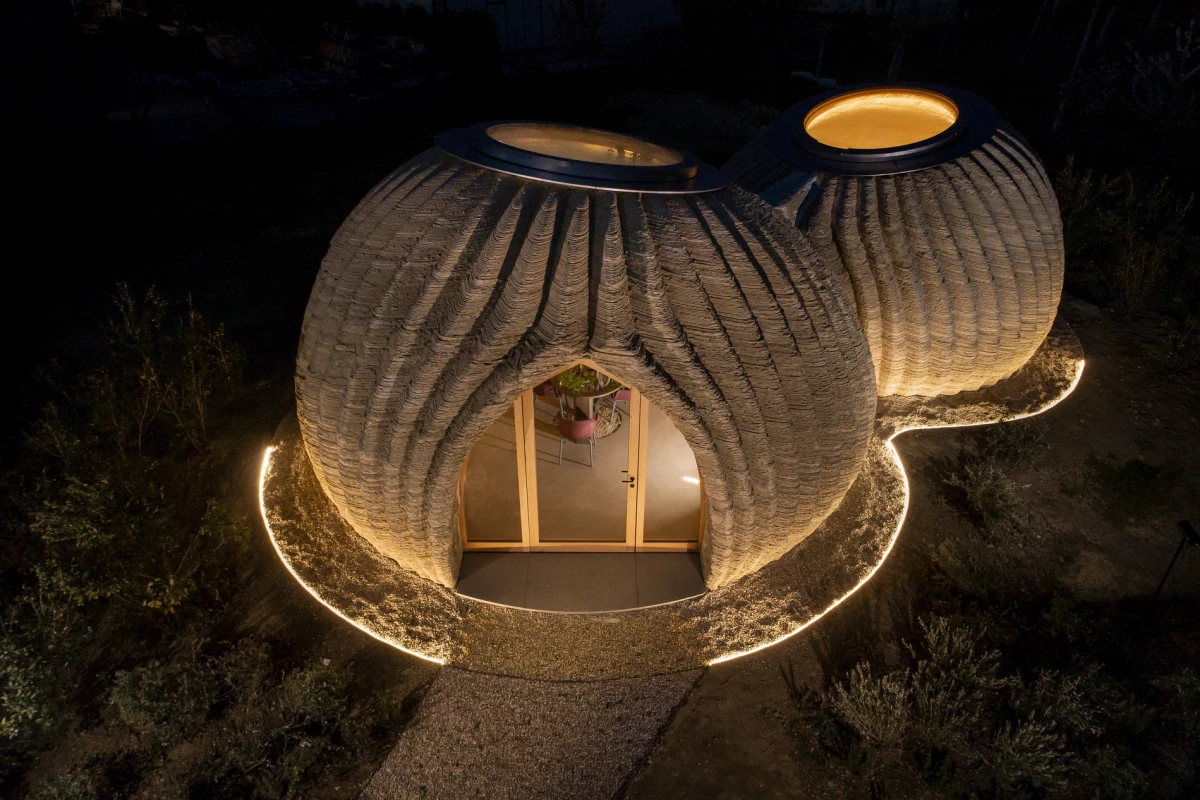 TECLA is the very first eco-sustainable housing model to be constructed entirely from 3D-printing technology using local raw earth materials