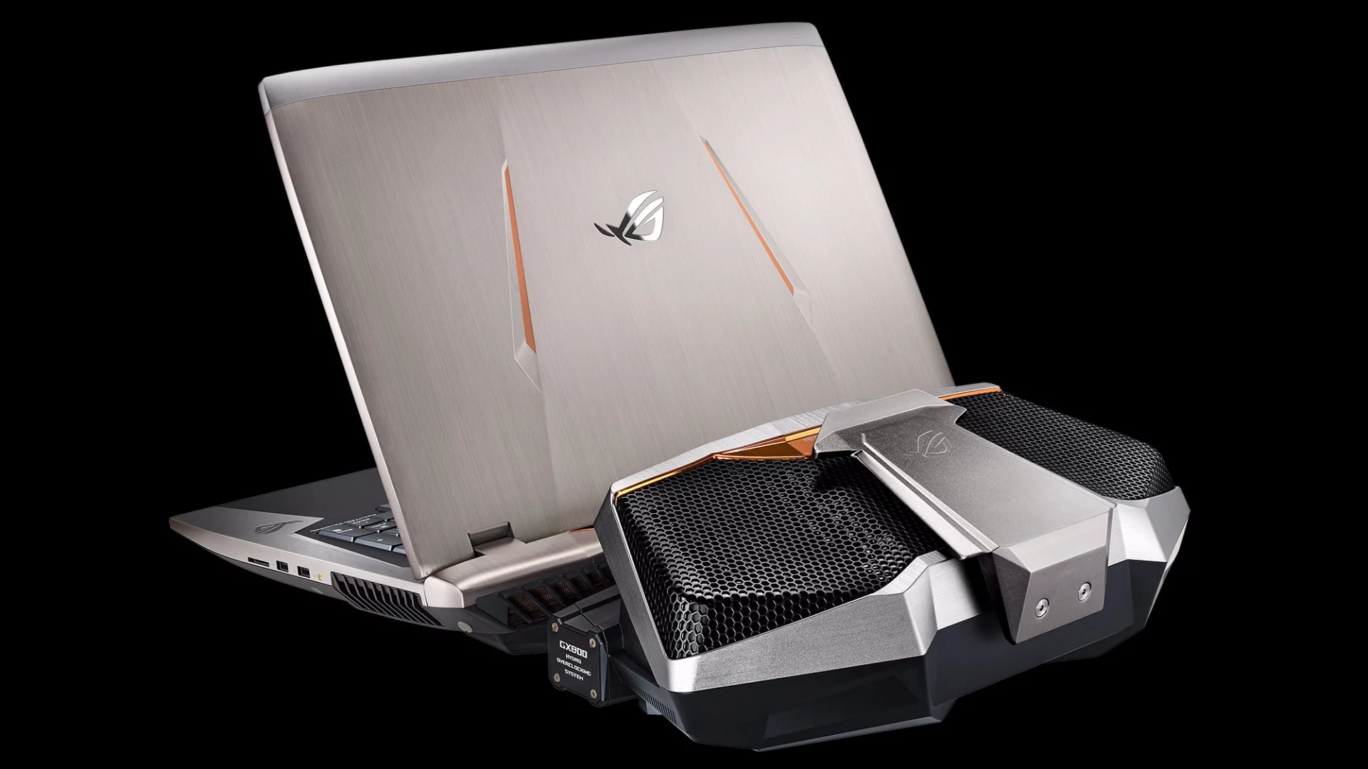 The machine can be plugged into a desk-bound liquid-cooling unit that allows for some serious overclocking