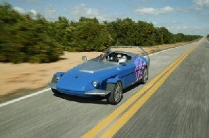 The Rinspeed Splash at speed on land