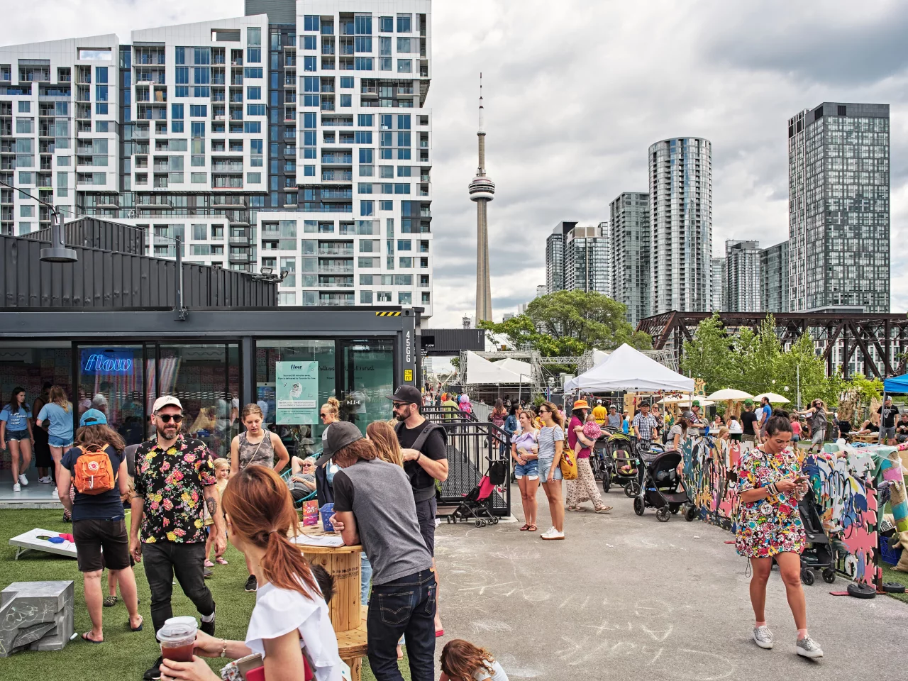 stackt is located on a two-block 2.4 acre (0.9 hectare) site in Toronto's Bathurst and Front Streets