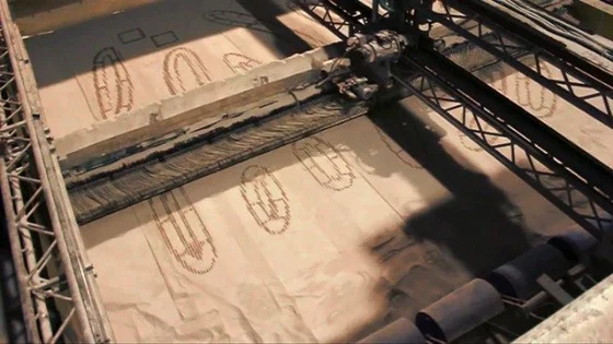 The D-shape printer in action