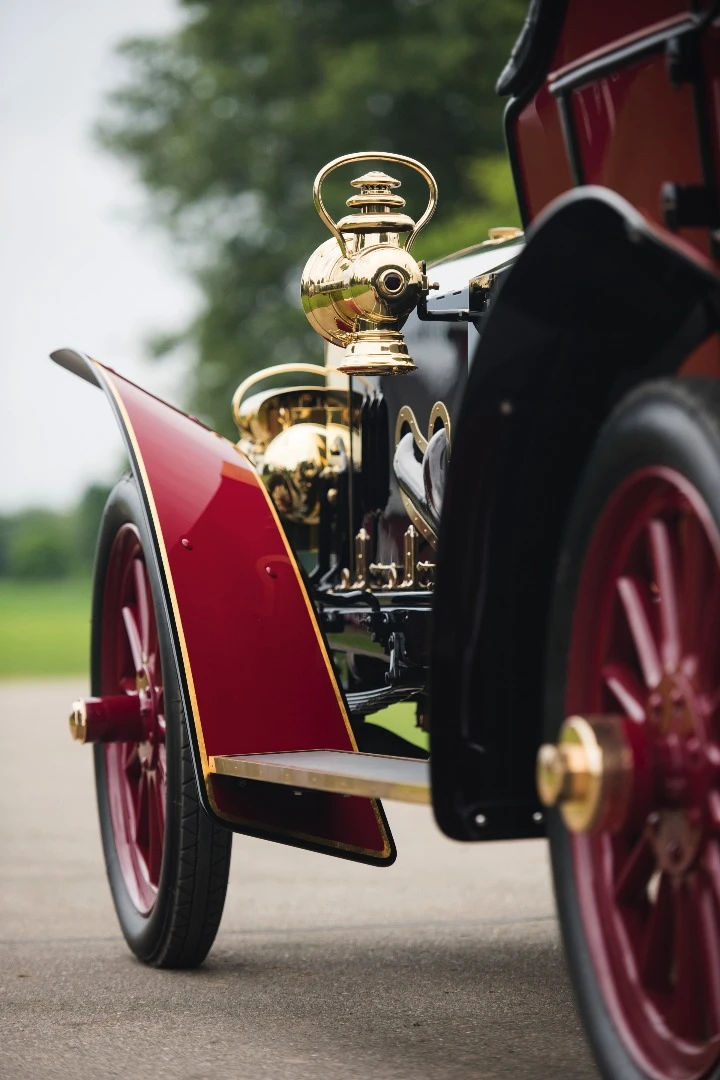 This 1905 Pungs-Finch Finch Limited Touring is estimated to sell for between $750,000 and $1,000,000