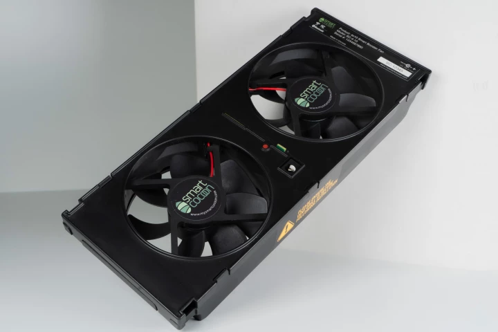 SmartCocoon slots simply into existing vents to provide complete control of your home's airflow