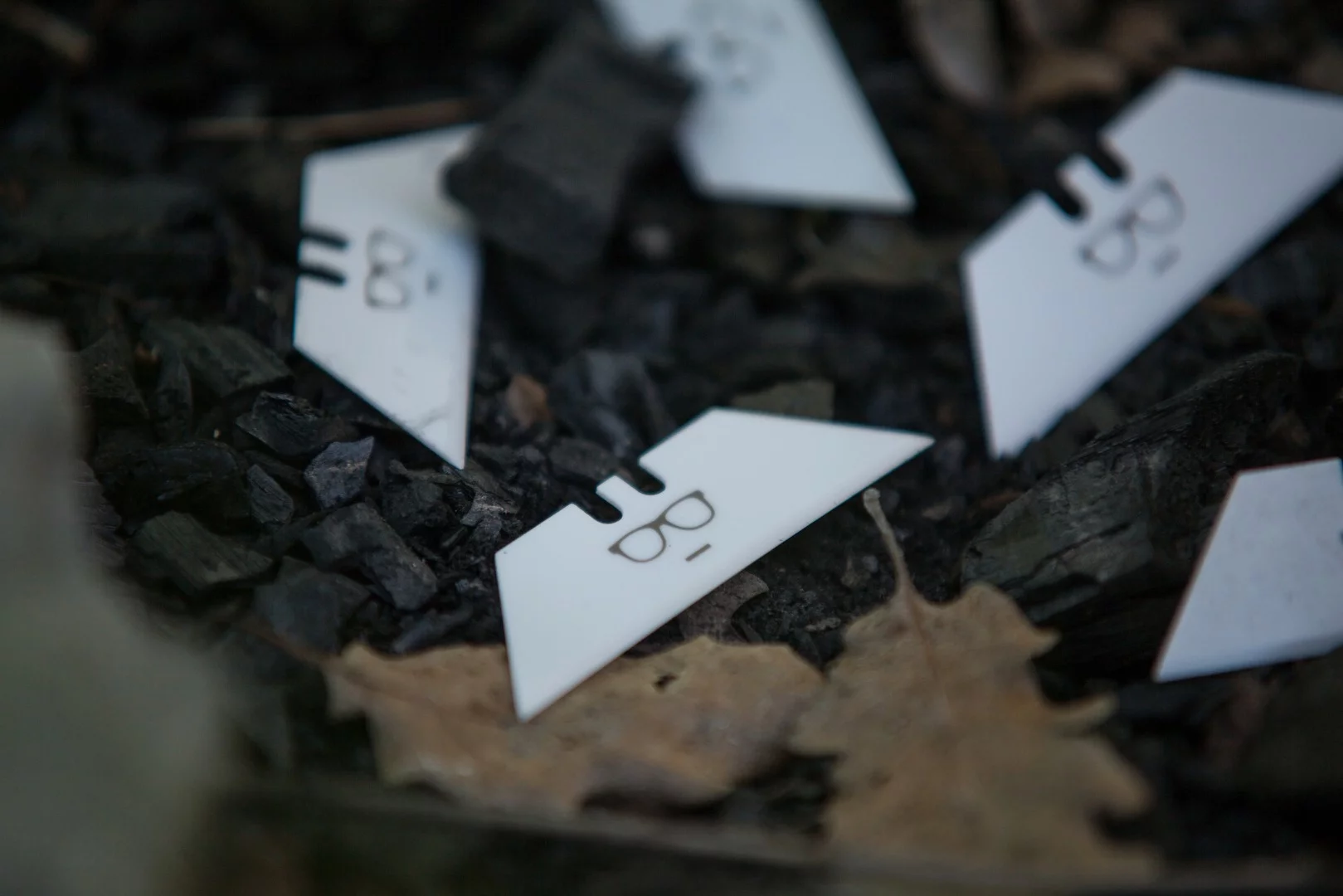 The Maker Knife features ceramic blades
