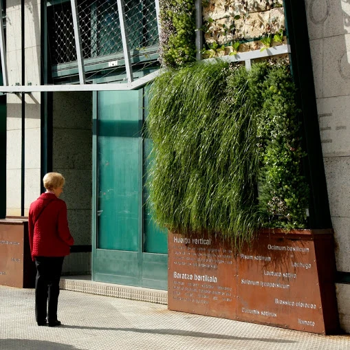 The visitor information plaque