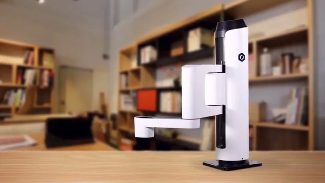 Dobot M1 is a consumer-level robot arm, with interchangeable tool heads for small business use in workshops and warehouses