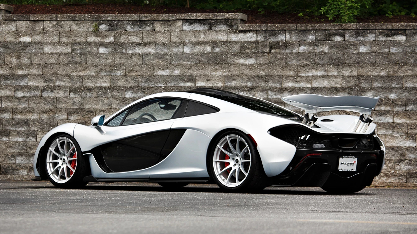 2015 McLaren P1 | Estimate: $2,000,000 to $2,200,000 | Official Auction Description: Gooding & CoLot 165