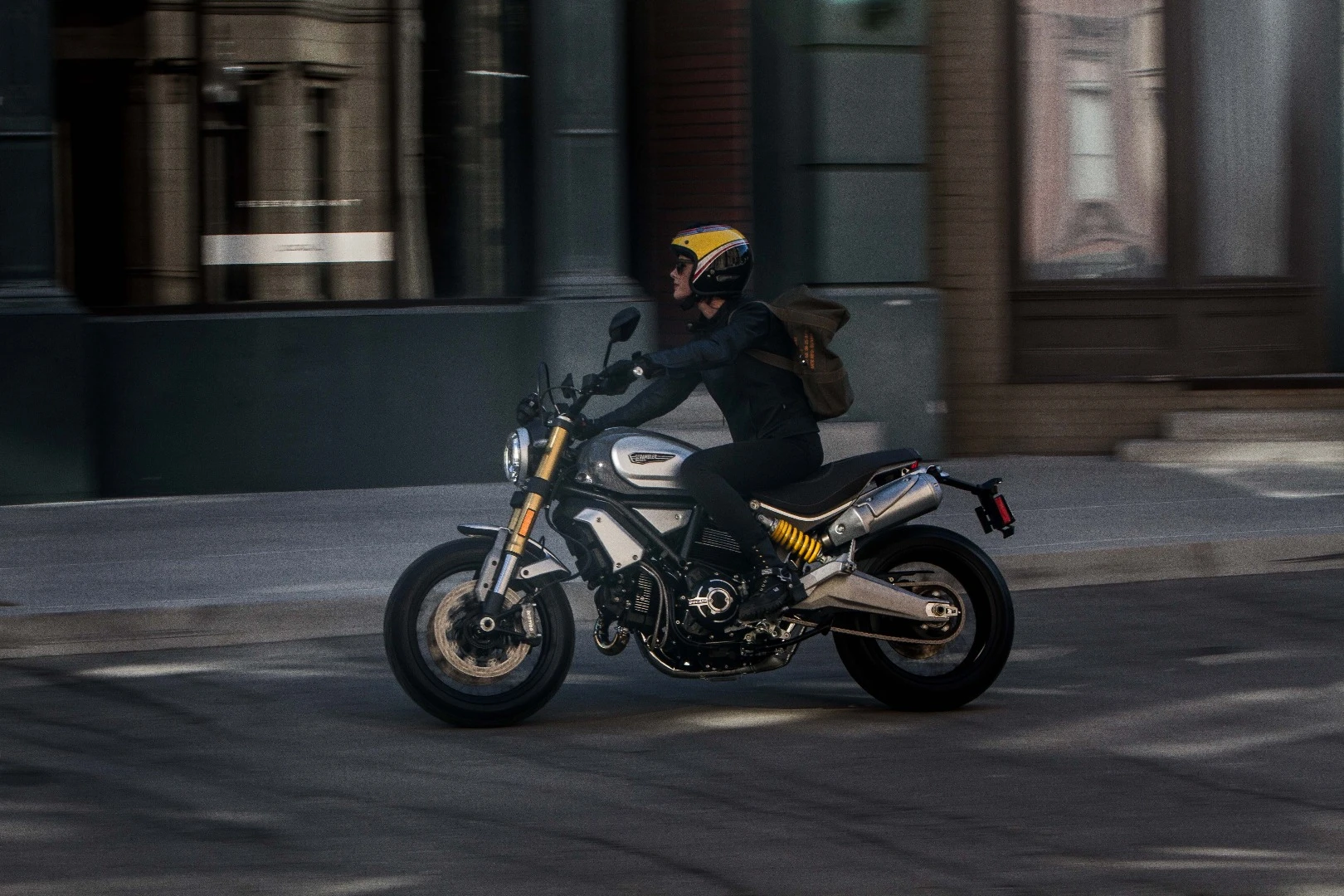 The 2018 Ducati Scrambler 1100 Special can be a very efficient communter