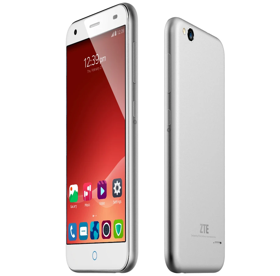 The Blade S6 is 7.7 mm (0.3-in) thick