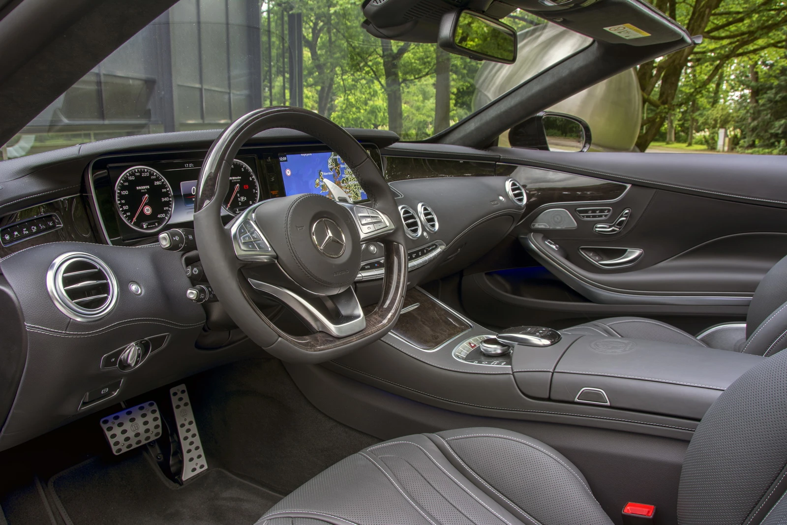 All-wheel drive means you shouldn't find it too difficult to deploy all that power