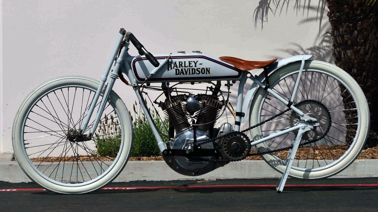 Another bike from the Dr. J. Craig Venter Collection and previously museum displayed, this 1916 Harley-Davidson 16T V-Twin Board Tracker fetched $55,000