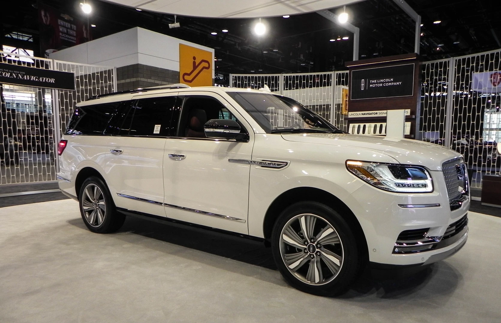 Ford's luxury arm unveiled a new Lincoln Navigator, which is on display at the Chicago Auto Show