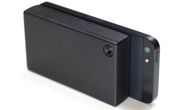 The IR-Blue communicates with a paired mobile device via Bluetooth