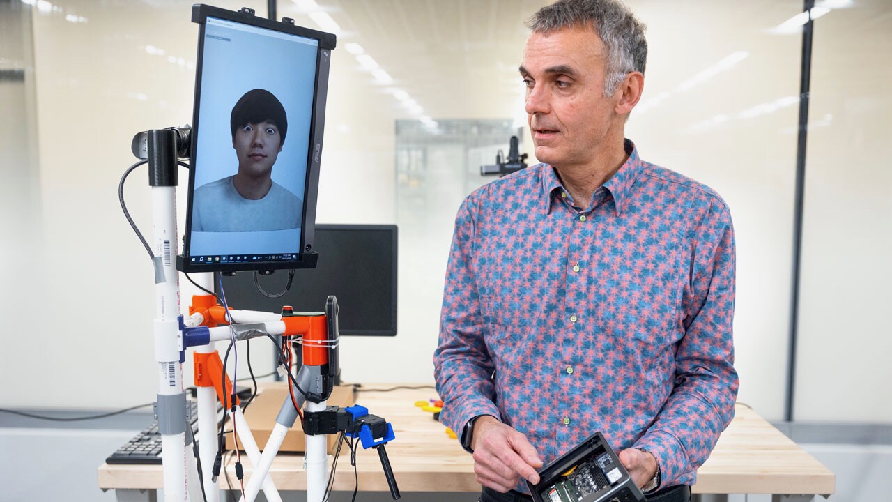 Cornell's Prof. François Guimbretière, working on the VRoxy system