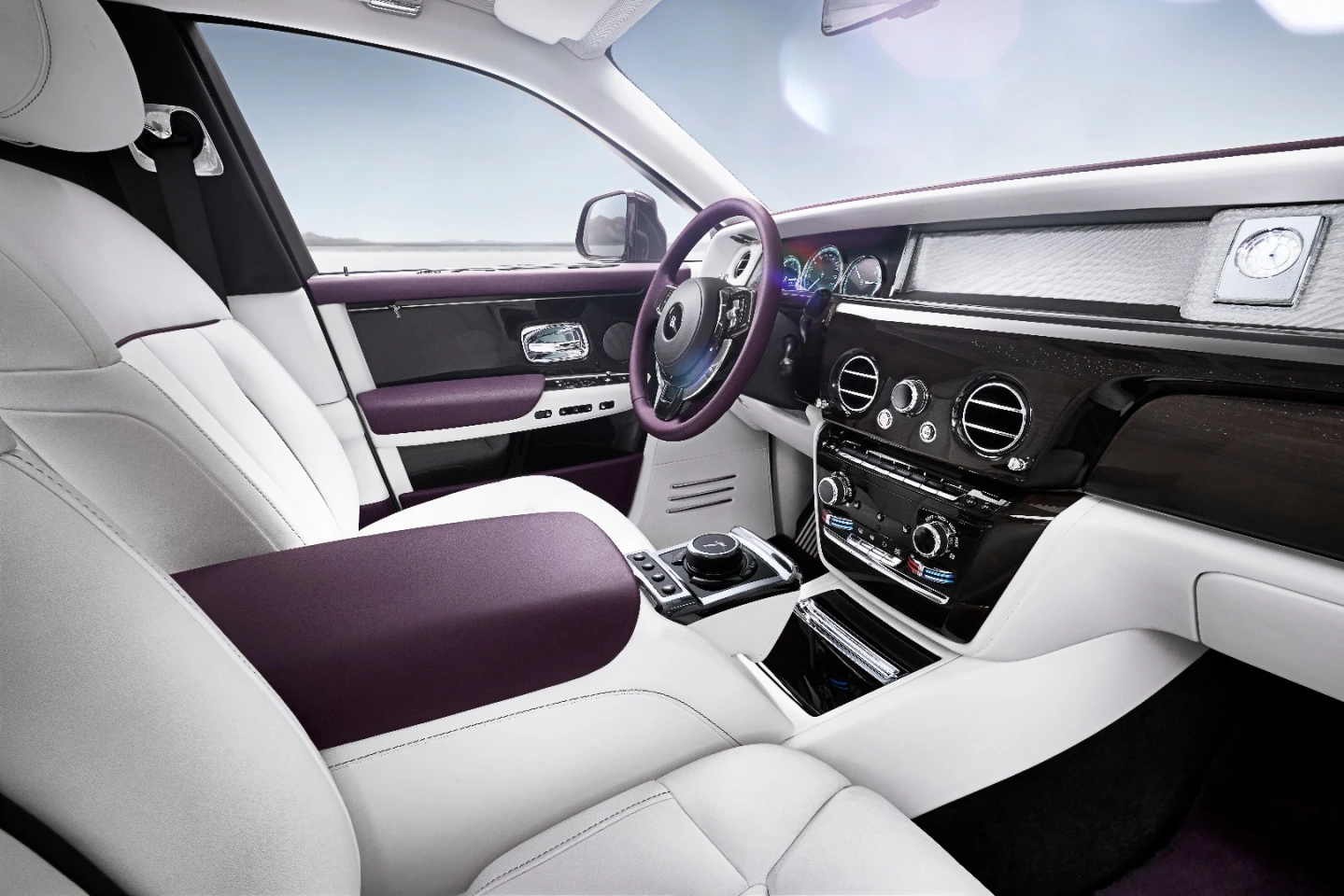 Behind the wheel of the new Rolls-Royce Phantom