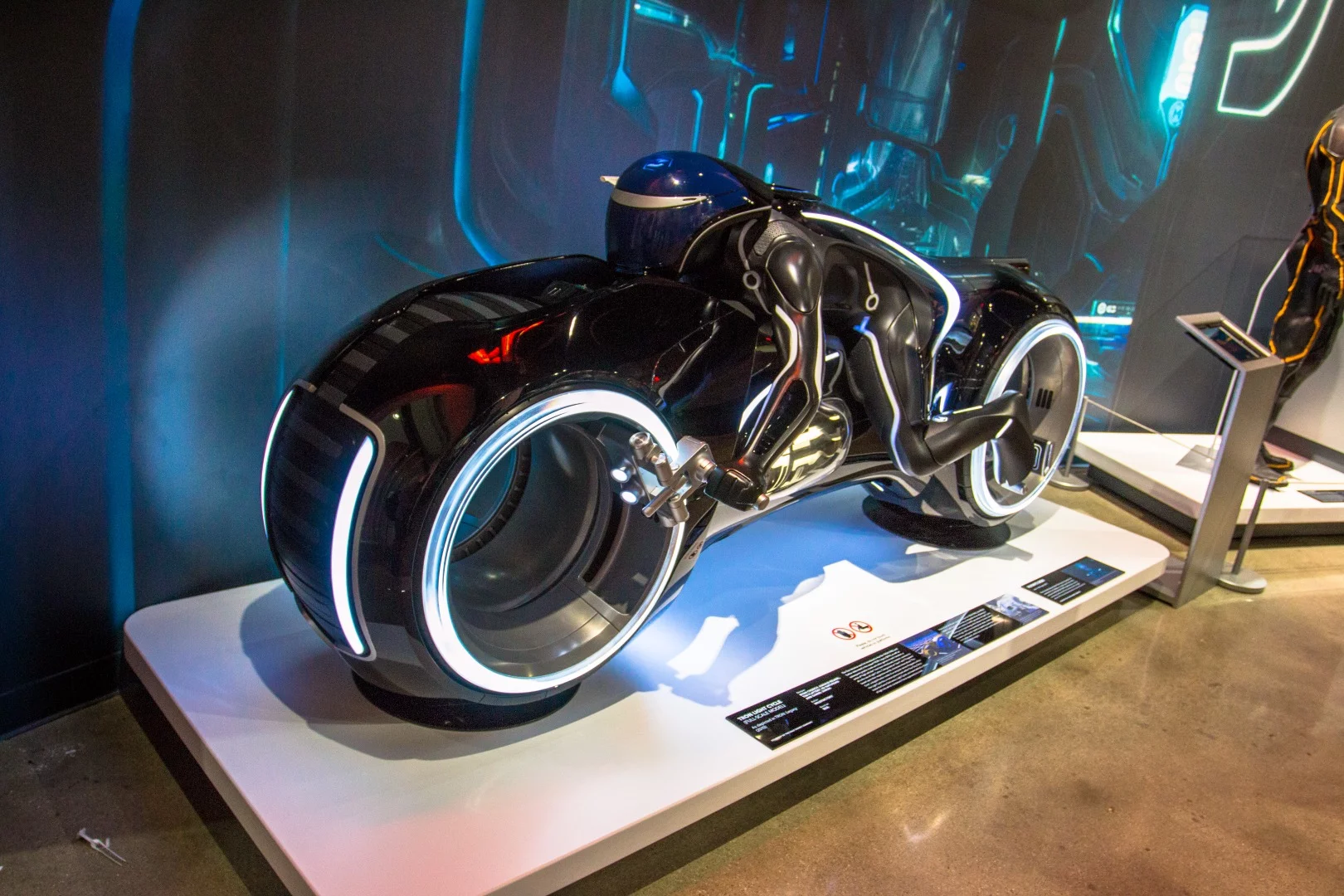 The LightCycle scene from 2010's Tron reboot was every bit as iconic as the one in the original movie, and these wild custom bikes had a look unlike anything else (Nolan's Batpod excluded)