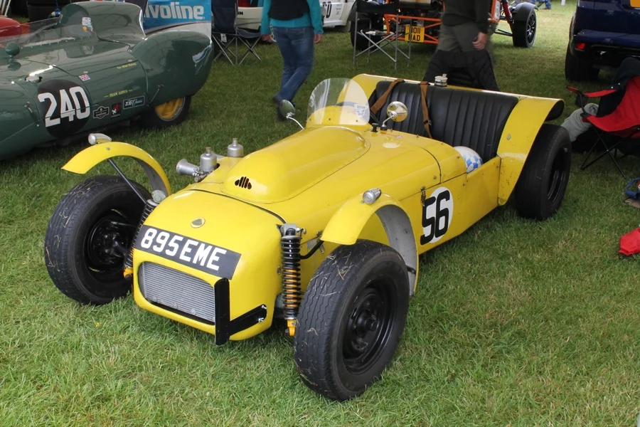 1954 Lotus MK6 driven by Terence Tumbler