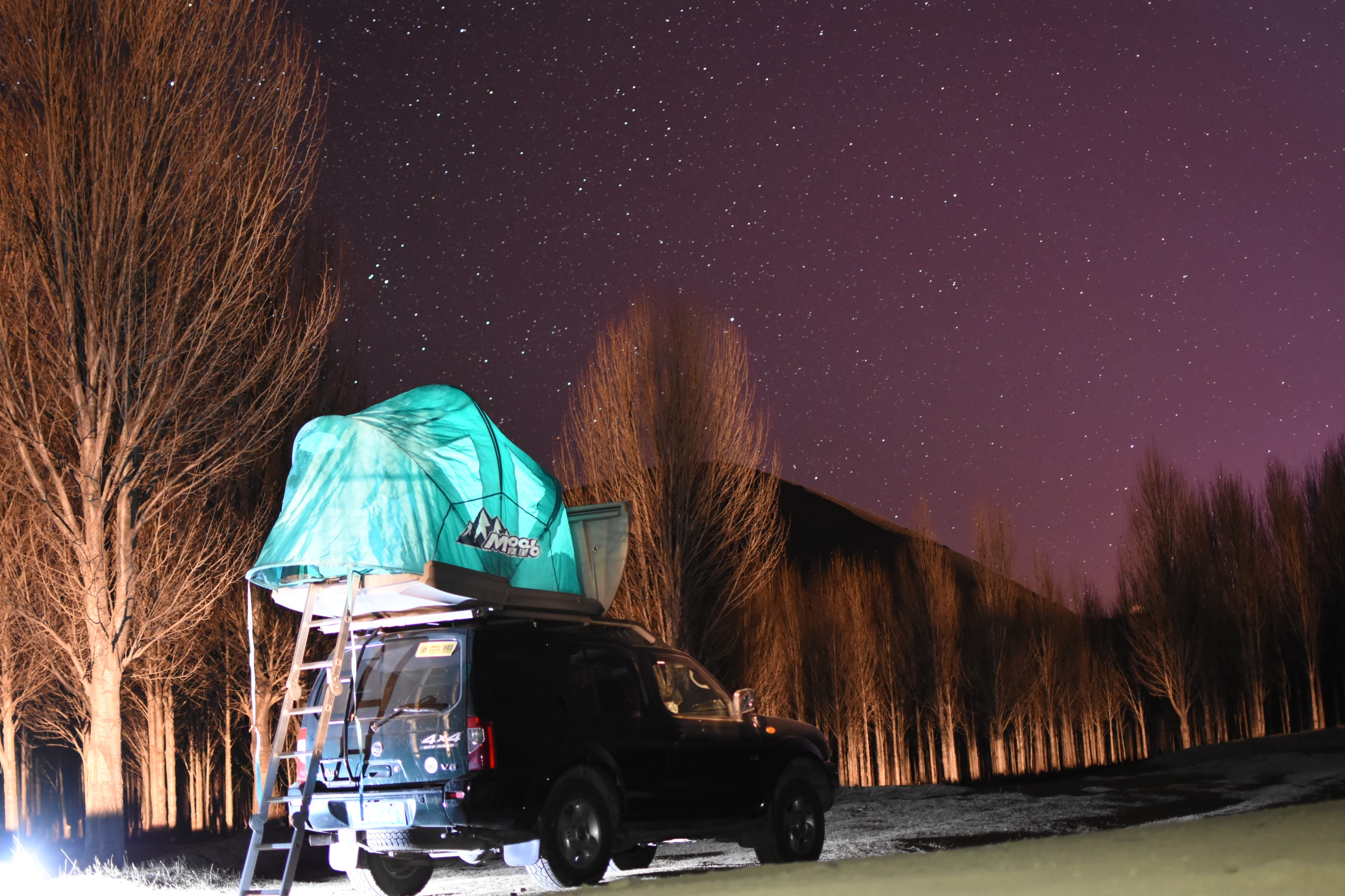 Camping with the Moab roof-top tent
