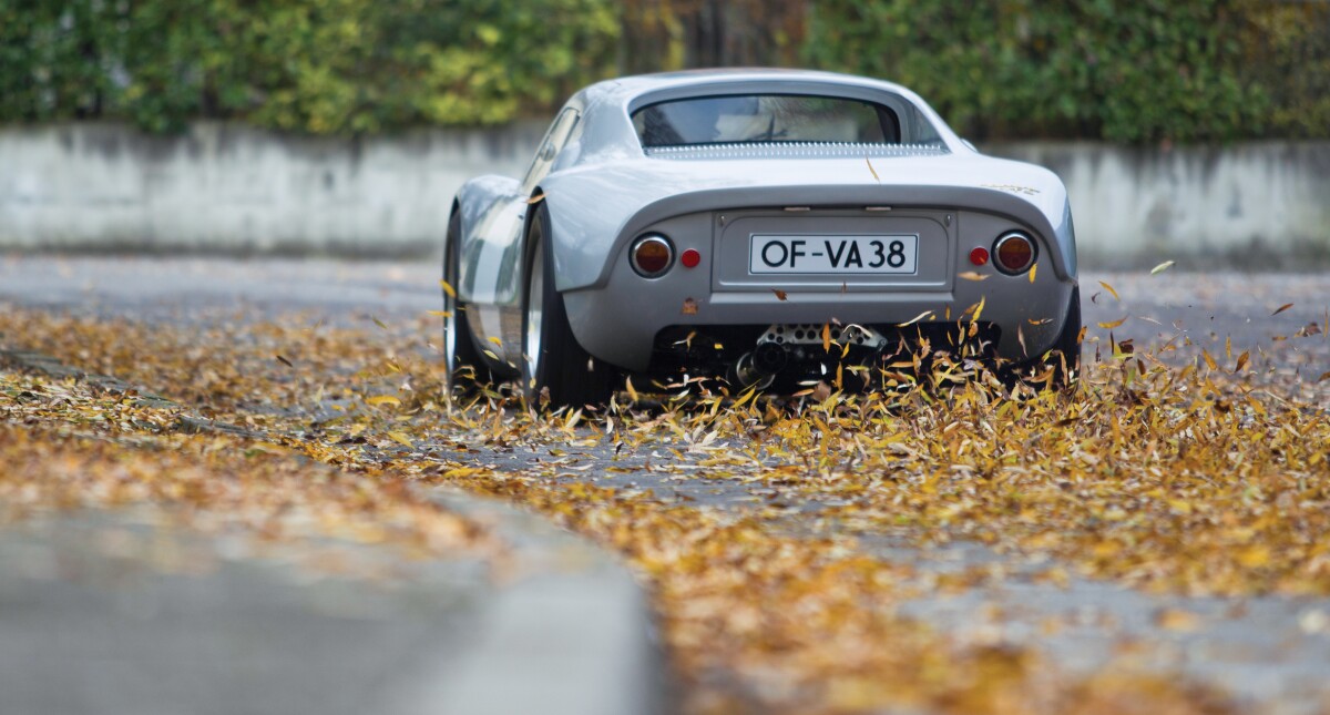 1964 Porsche 904 Carrera GTS (€1,400,000 - €1,800,000) (Photo: Cymon Taylor/RM Auctions)