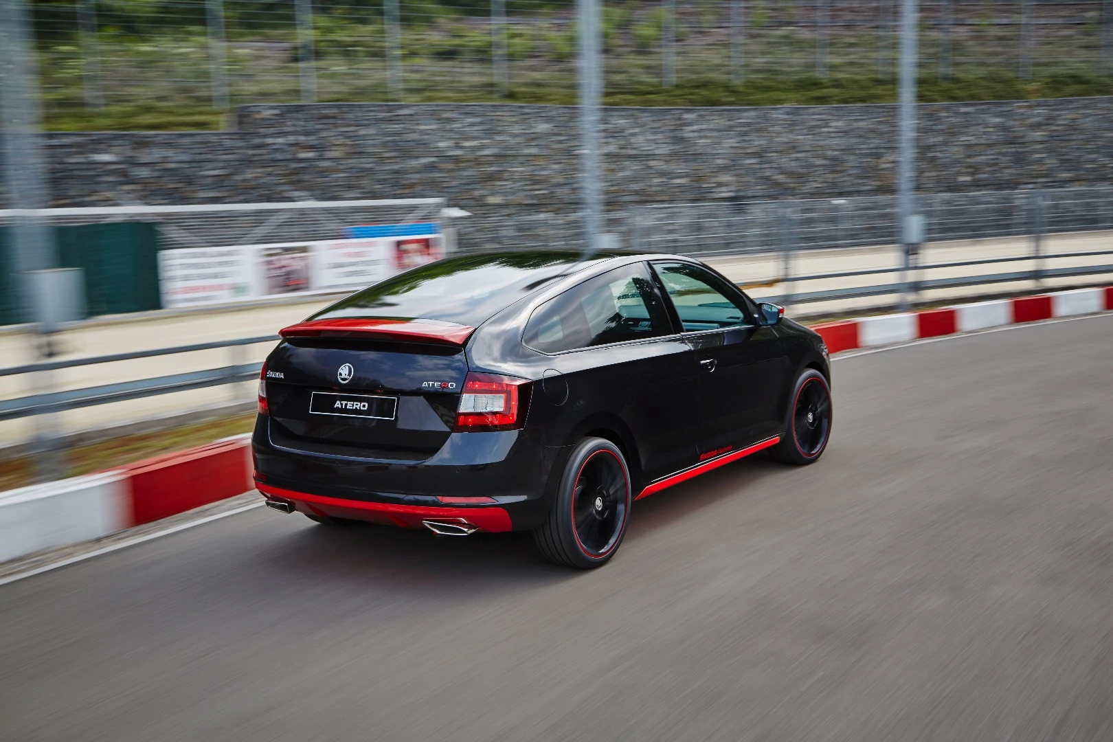 Red highlights are scattered around the bodykit