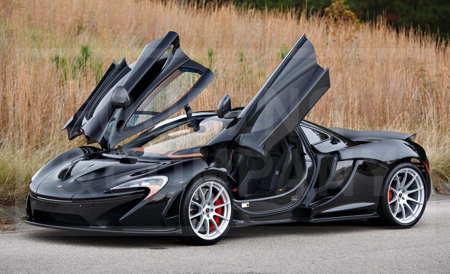 Very few examples of the McLaren P1, designed to be the best drivers car in the world, have ever surfaced at auction, mainly because only 375 were produced, and getting on the list involved making a commitment not to sell it within a given time frame. By our reckoning, this is the first McLaren P1 to sell for less than $2 million, with a high watermark of $2,392,500 set by Gooding & Company at Amelia Island in 2017. A McLaren P1 GTR failed to sell in 2016 at Villa Erba, but that's a different car altogether. This 2015 McLaren P1 Coupe sold for $1,732,500.