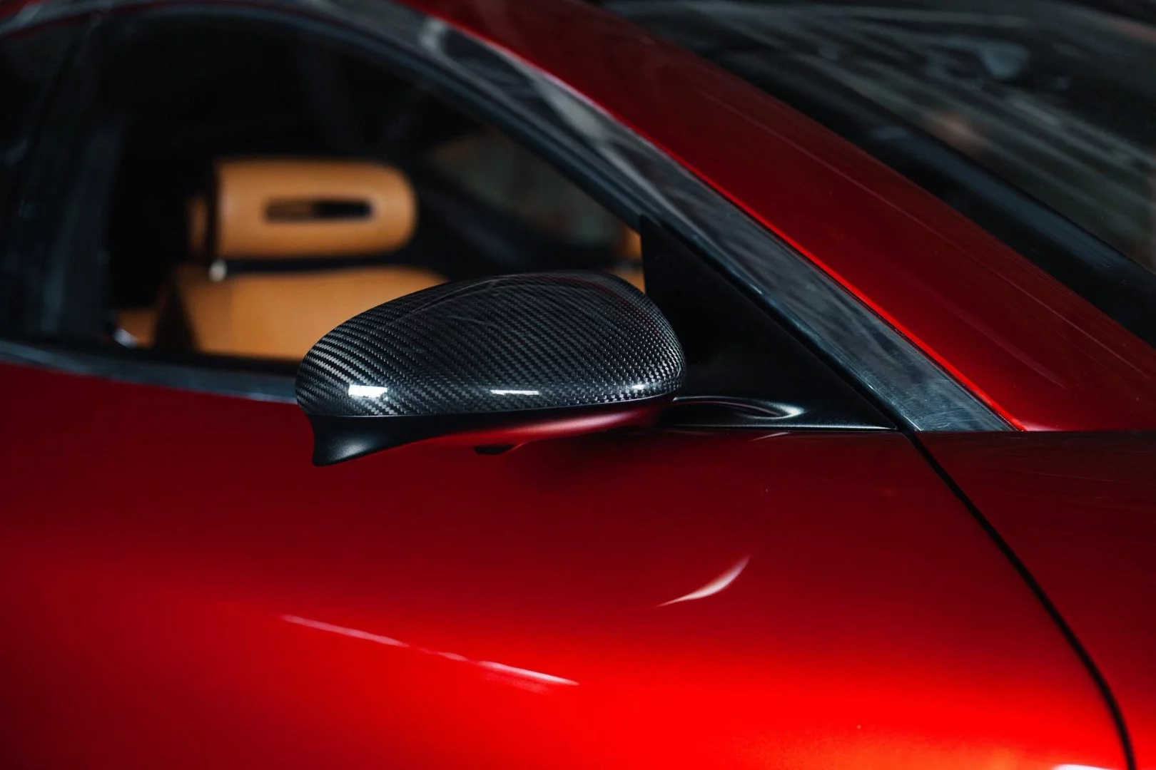 Fisker's design makes use of plenty of carbon fiber and aluminum to keep the EMotion light on its feet