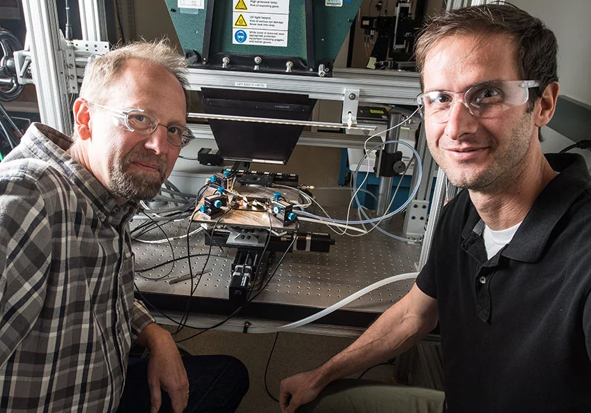 John Geisz (left) and Ryan France, researchers on the NREL study that broke the solar cell efficiency record