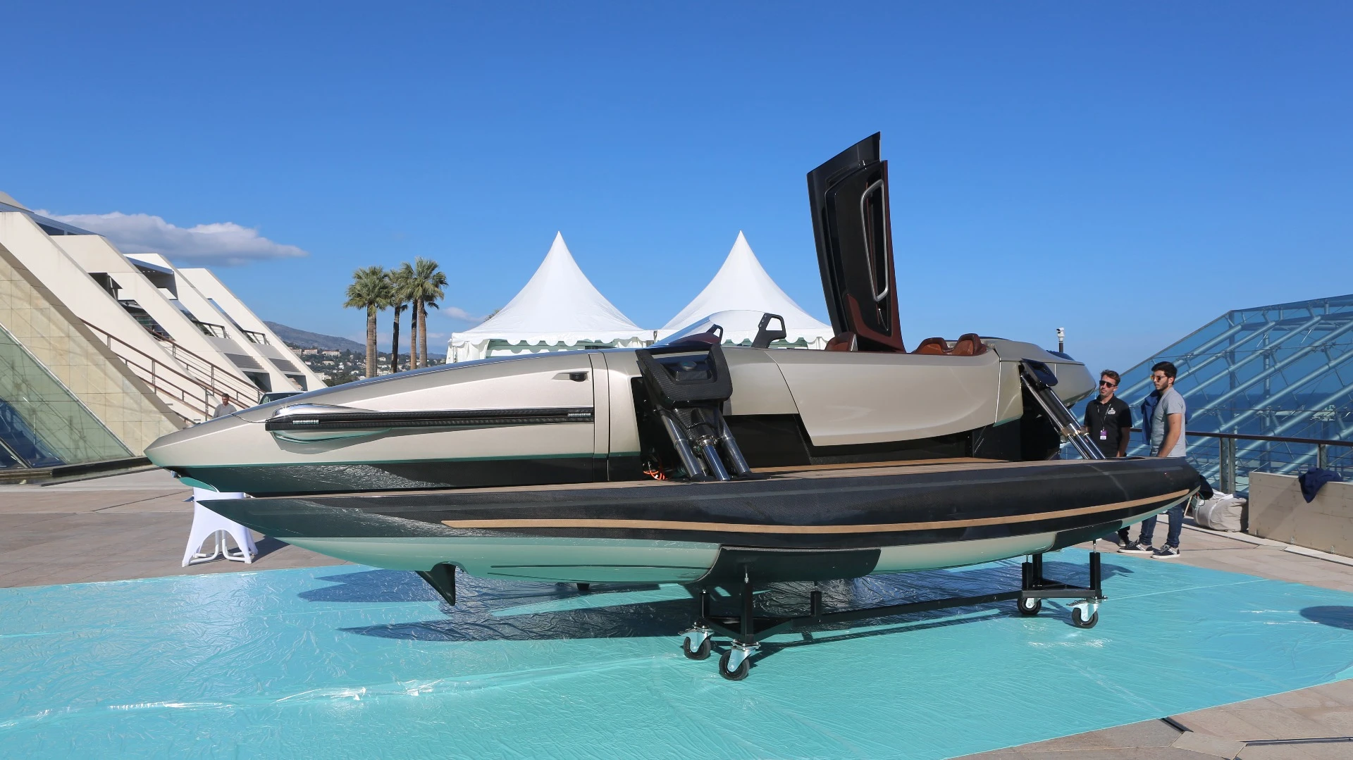 The Kormaran was the highest profile man-toy on display at this year's event. It sat right next to the entrance and enticed all those who passed with the promise of what was inside the show, almost certain to overcome the €50 entrance fee. A premium ticket of €250 was available too, offering a VIP lounge, wining and dining, VIP Shuttle to your home or hotel, and a prominent VIP wrist band guaranteed to warrant additional attention from the exhibitors.