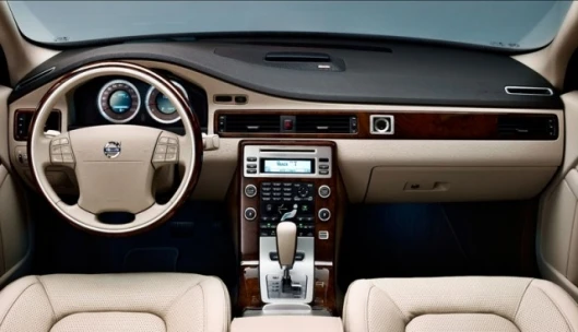 Volvo S80 Executive - interior view