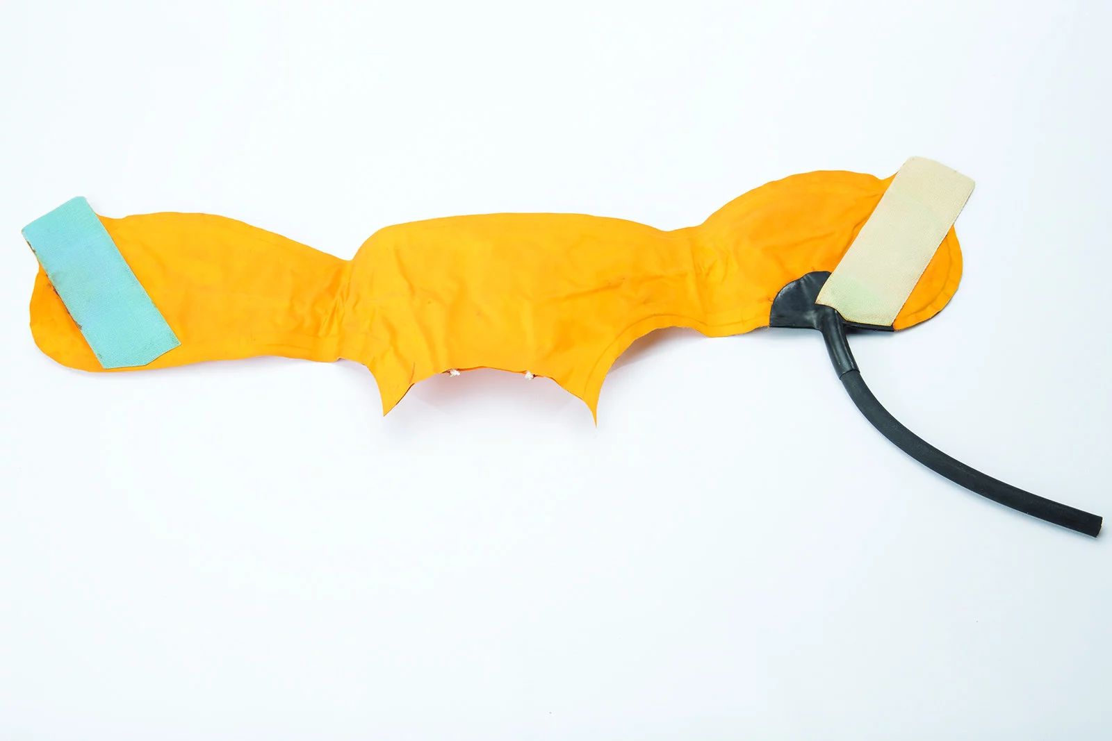 Back view of the urine collection system