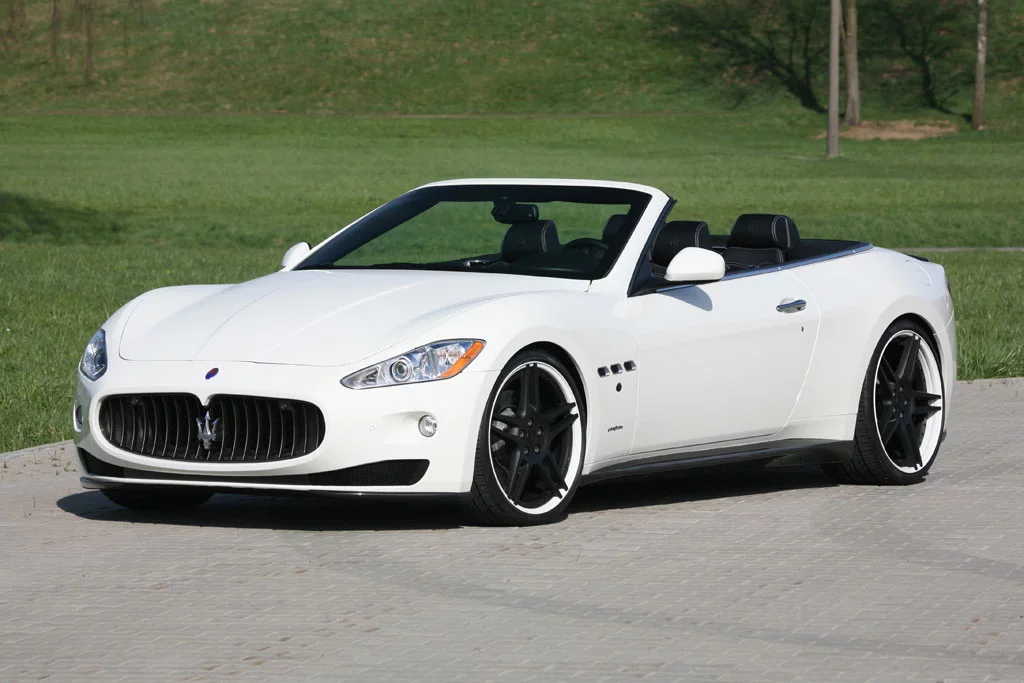 NOVITEC TRIDENTE's supercharged Maserati GranCabrio