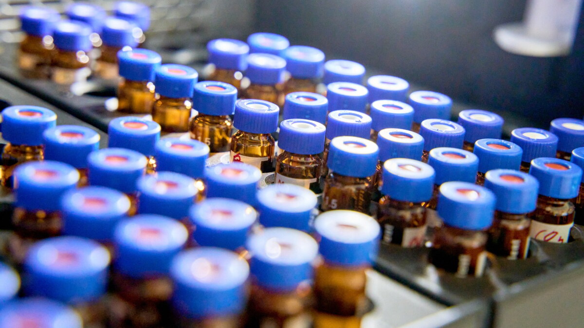 Microbial dark matter yields new type of superbug-busting antibiotic - Vimarsana News