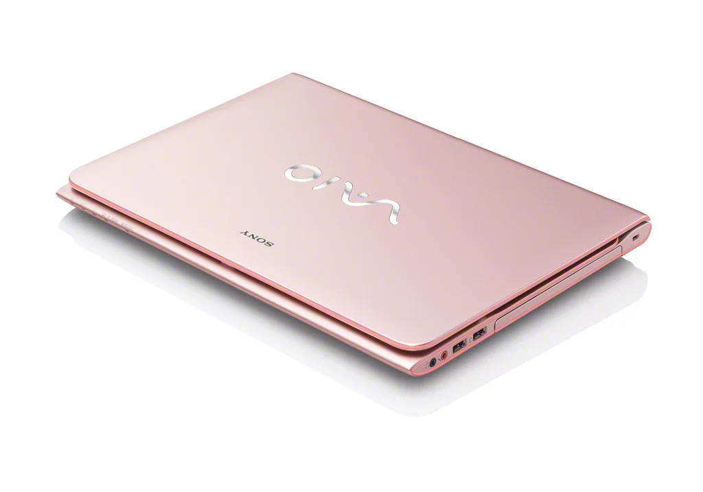 The new Sony VAIO E Series 14P is powered by an Intel Core i3-2350M processor running at 2.3GHz that's supported by 4GB of DDR3 memory and 500GB of HDD storage