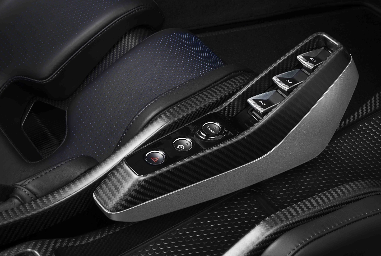 The center console features most of the Senna's controls like the window switches and the door release buttons to ensure minimal distraction while on the track