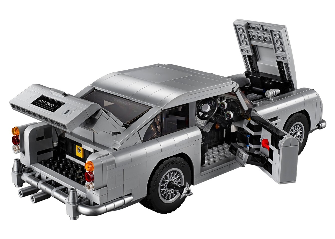 The DB5 has an impressive amount of attention to detail