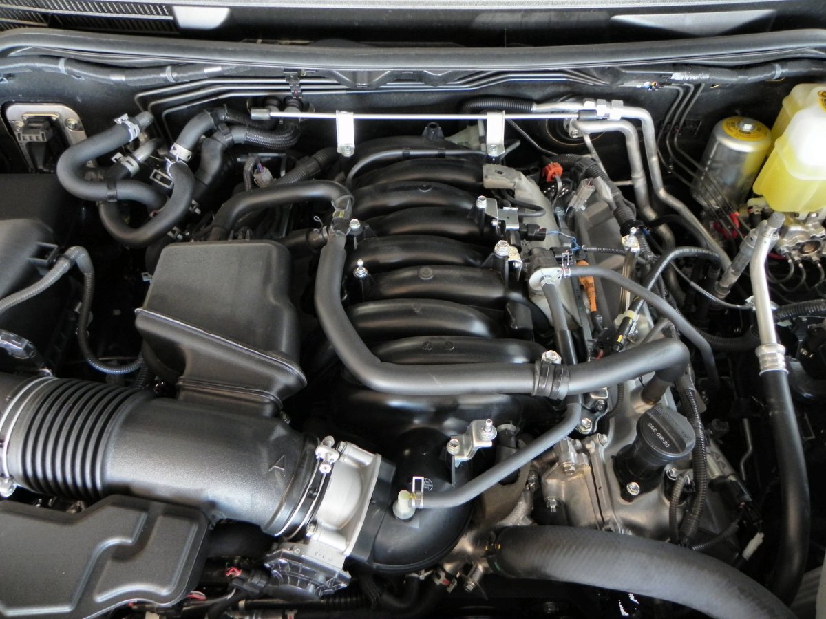 Review: 2016 Toyota Land Cruiser lets you safari in comfort