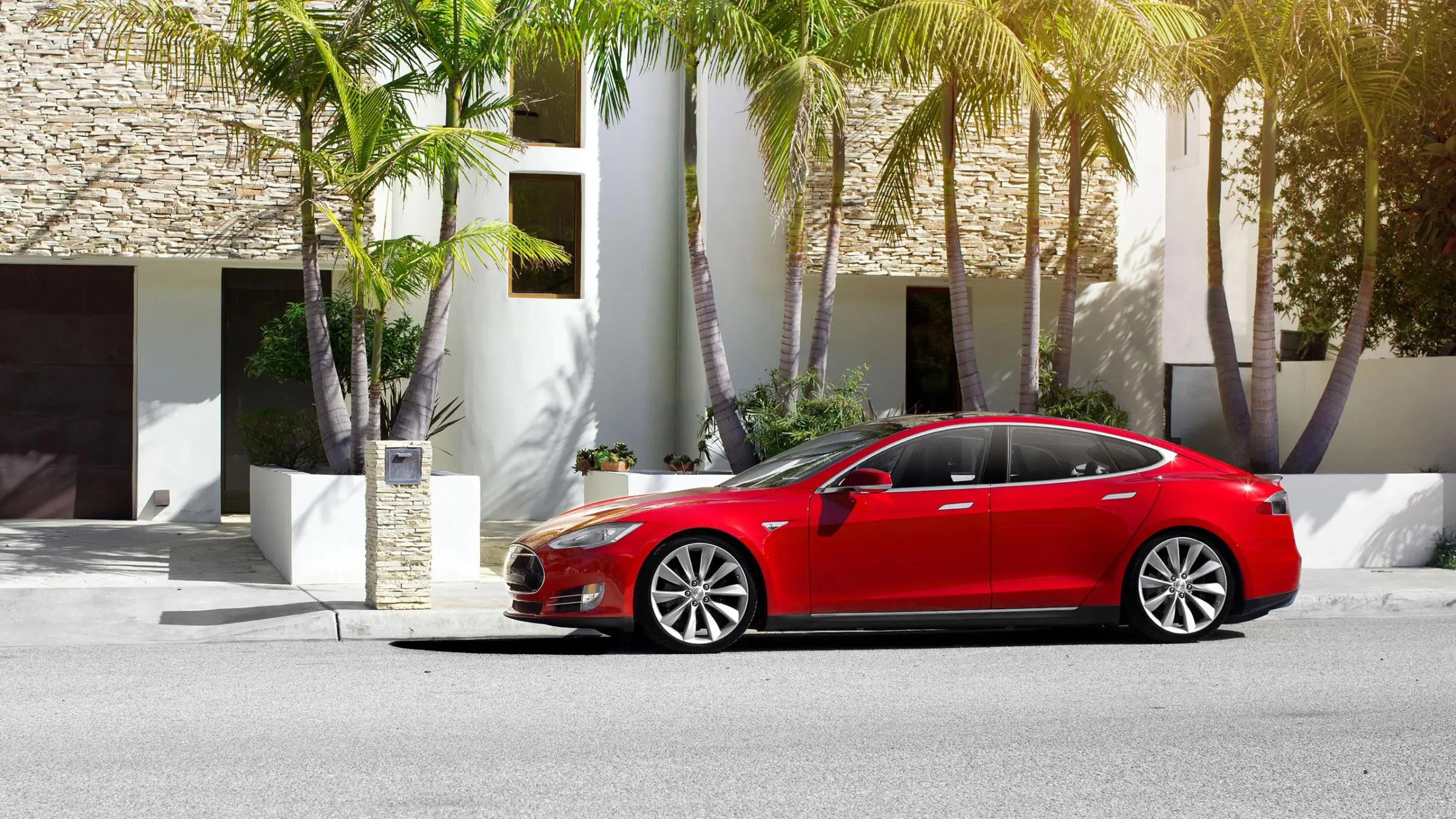 The Model III will be smaller than the Model S with an expected range of approximately 200 miles (320 km)