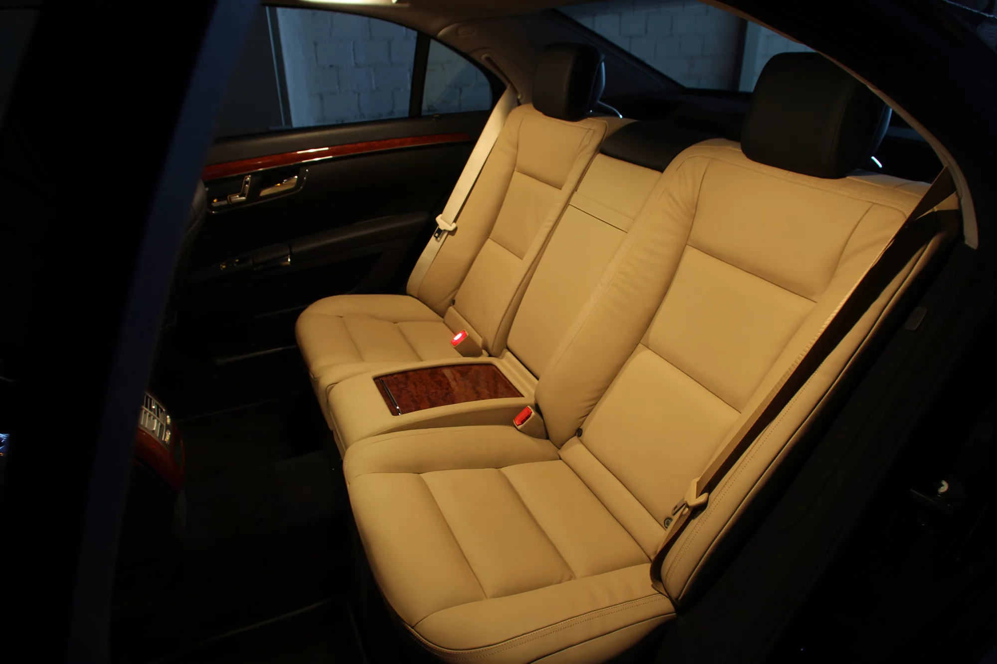 Mercedes' active seat-belt buckle system will enter series production in one of Mercedes' luxury-segment models