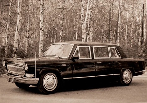 No weight details are available on early Hongqi's but safe to assume they would have been similar in heft to sections of the Great Wall (Image: FAW)