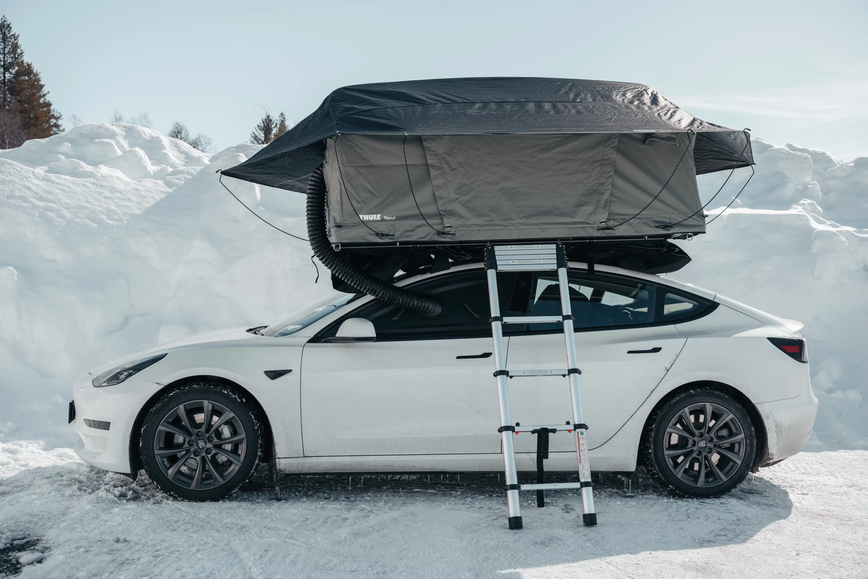 In field tests, Campstream One reportedly kept the interior of a tent at 20 ºC (68 ºF) while the outdoor temperature dropped to -12 ºC (10 ºF) overnight