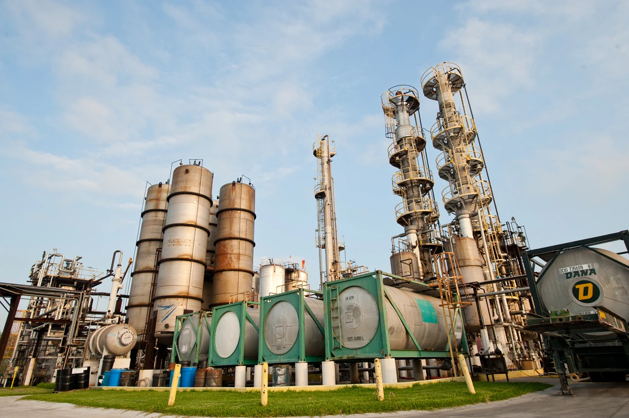 The initial technology was driven by a 2007 contract from the U.S. Defense Advanced Research Projects Agency to produce renewable military jet fuel